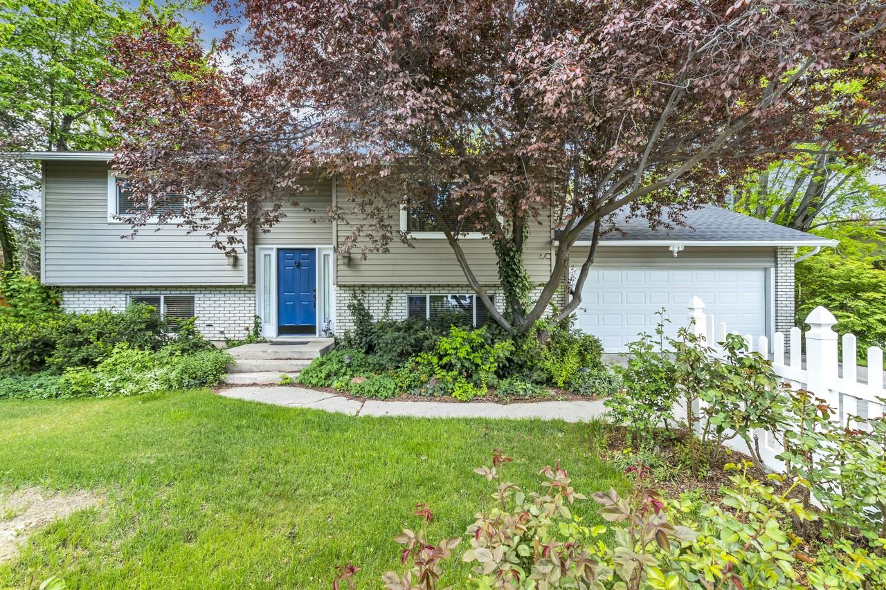 2291 Wn - Photo 2 of 18