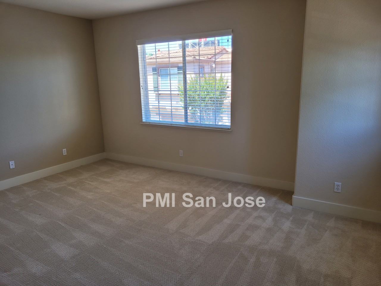 4762 Cheeney St - Photo 7 of 17
