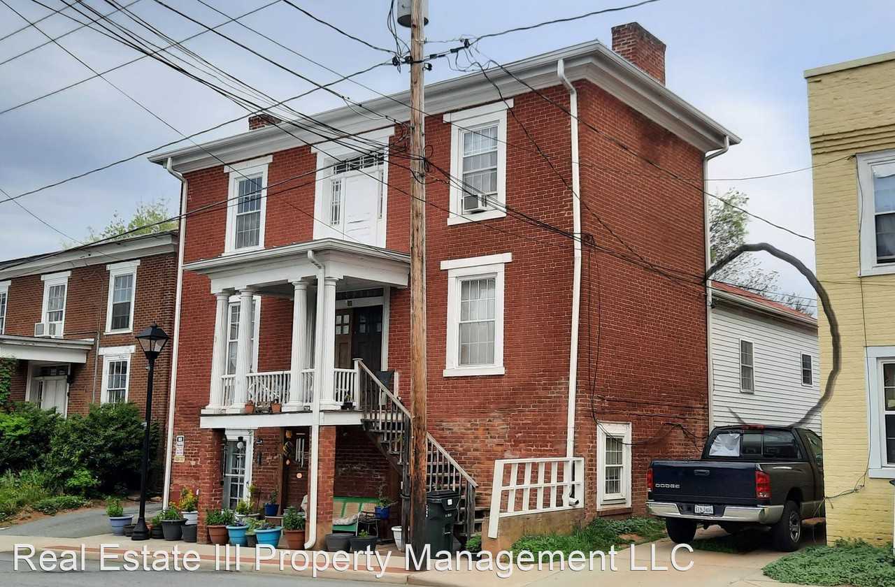 Main Street Triplex Apartments in Stanardsville, VA 22973 Zumper