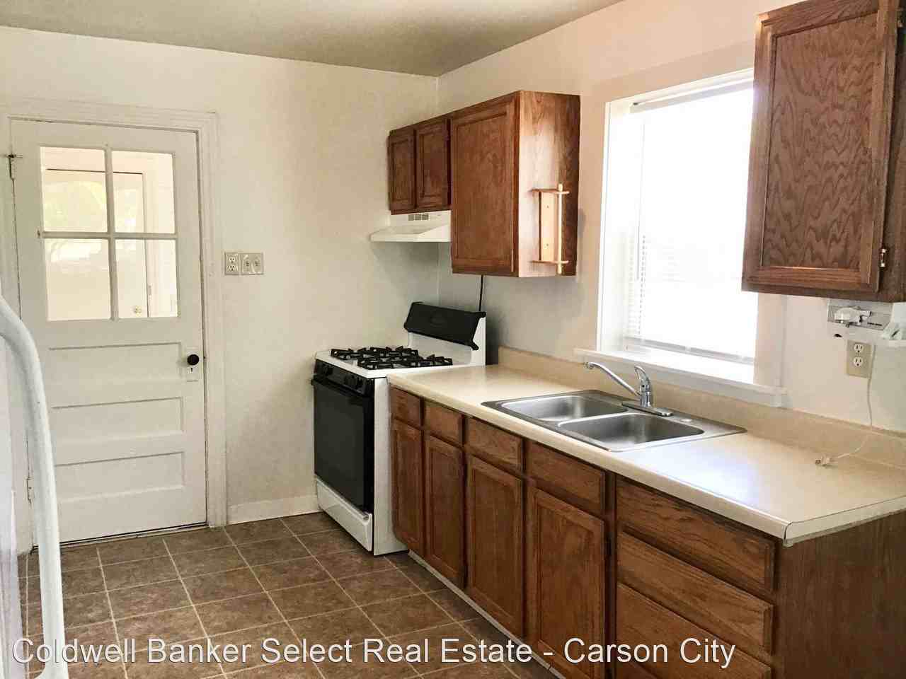 401/403 N. Walsh Street - Photo 2 of 14