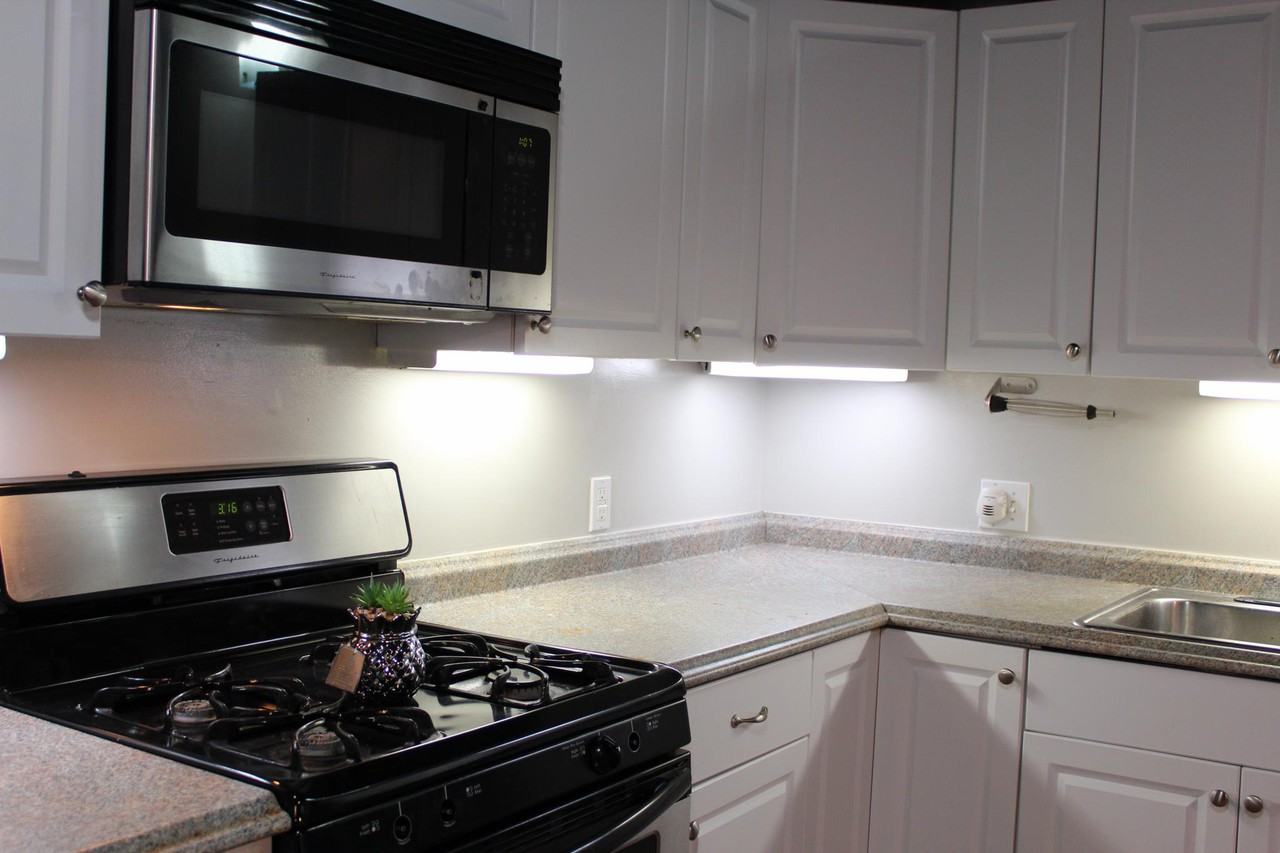 Champney Pl. - Photo 3 of 9