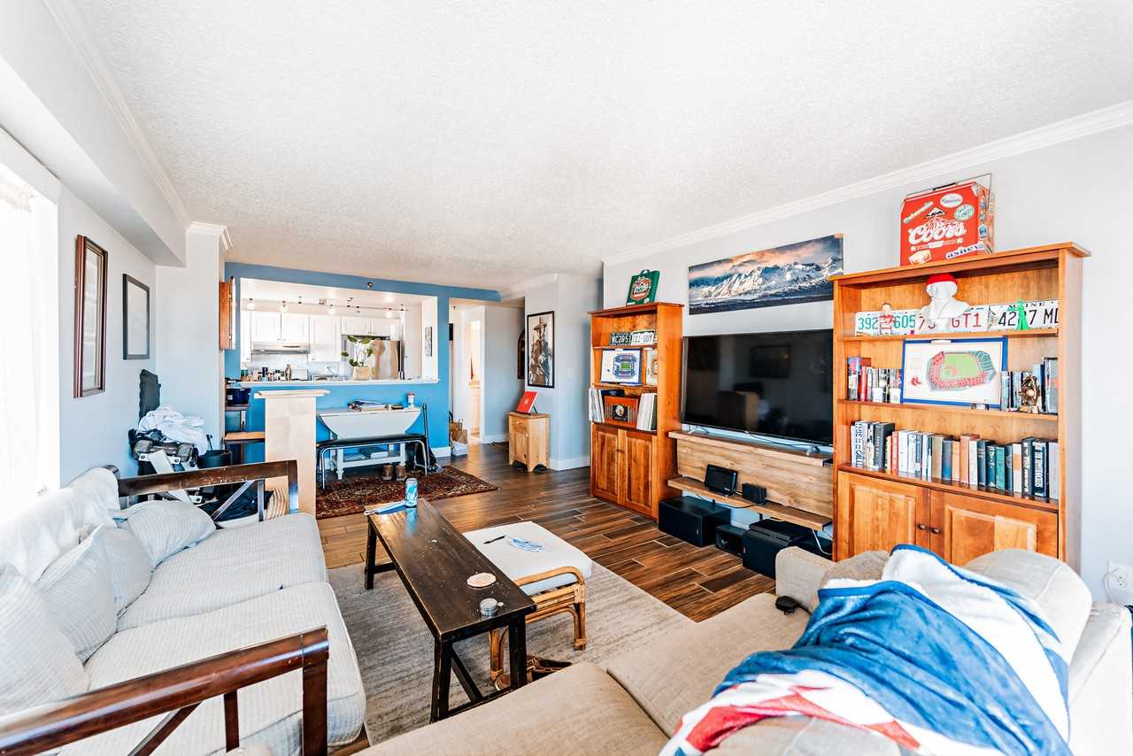 North Beacon St. - Photo 2 of 17