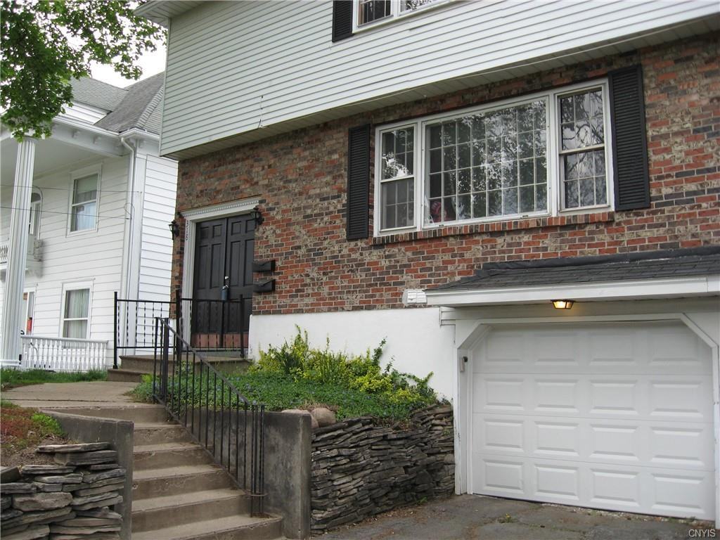 318 Highland Ave - Photo 2 of 11