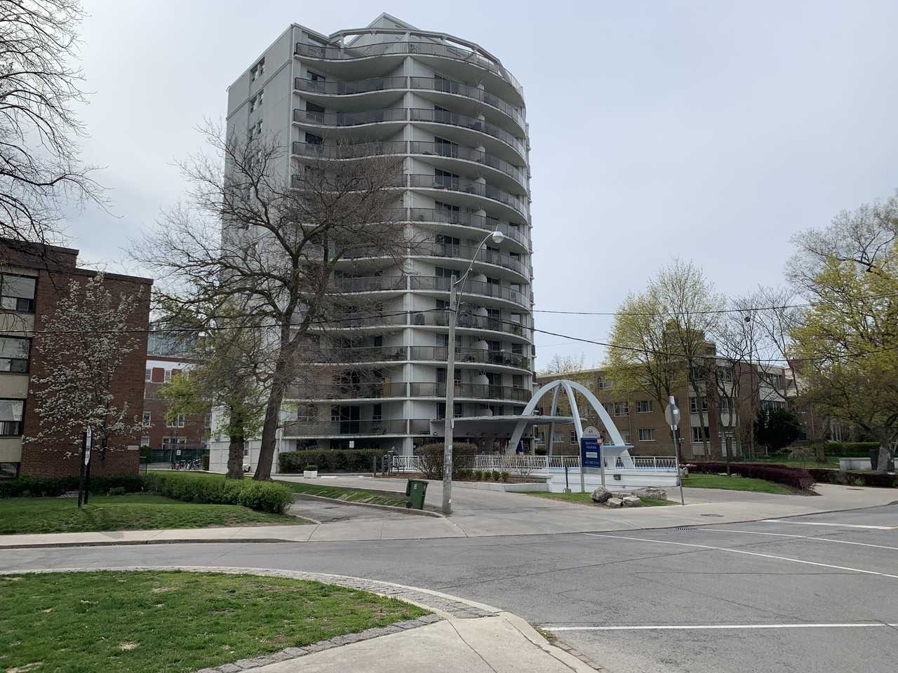 44 Walmer Road #905