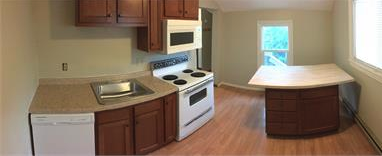 1110 College St N #4