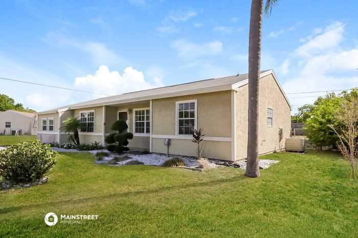3182 Se East Blackwell Dr - Photo 3 of 13