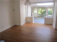 211 Gulph Creek Rd - Photo 3 of 12