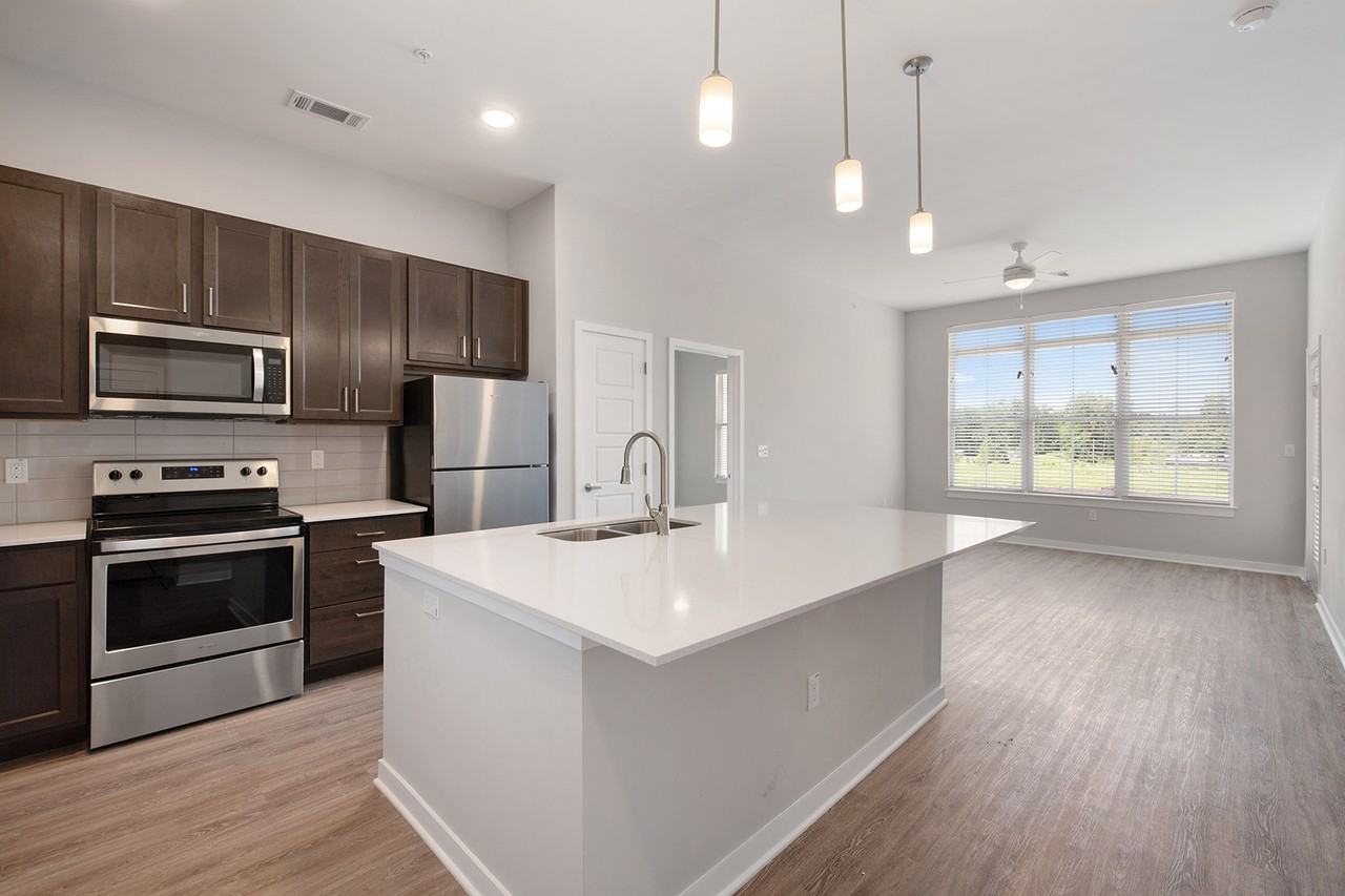 Sawgrass Point Apartments 2163 S Veterans Blvd, Gonzales, LA 70737 Zumper