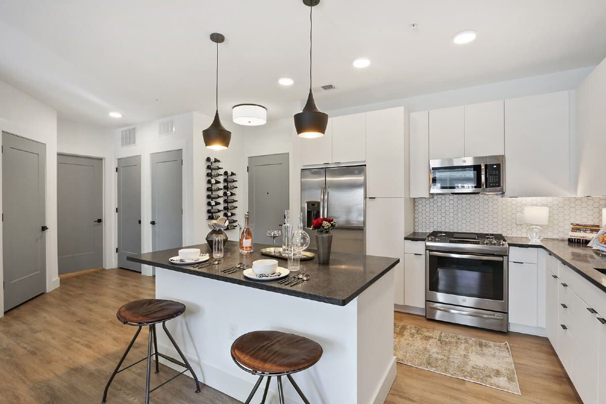 Boulevard NE & North Avenue NE #521 - Photo 3 of 27