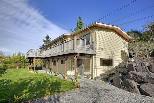 10224 NE 58th St - Photo 2 of 28