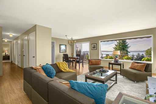 10224 NE 58th St - Photo 3 of 28