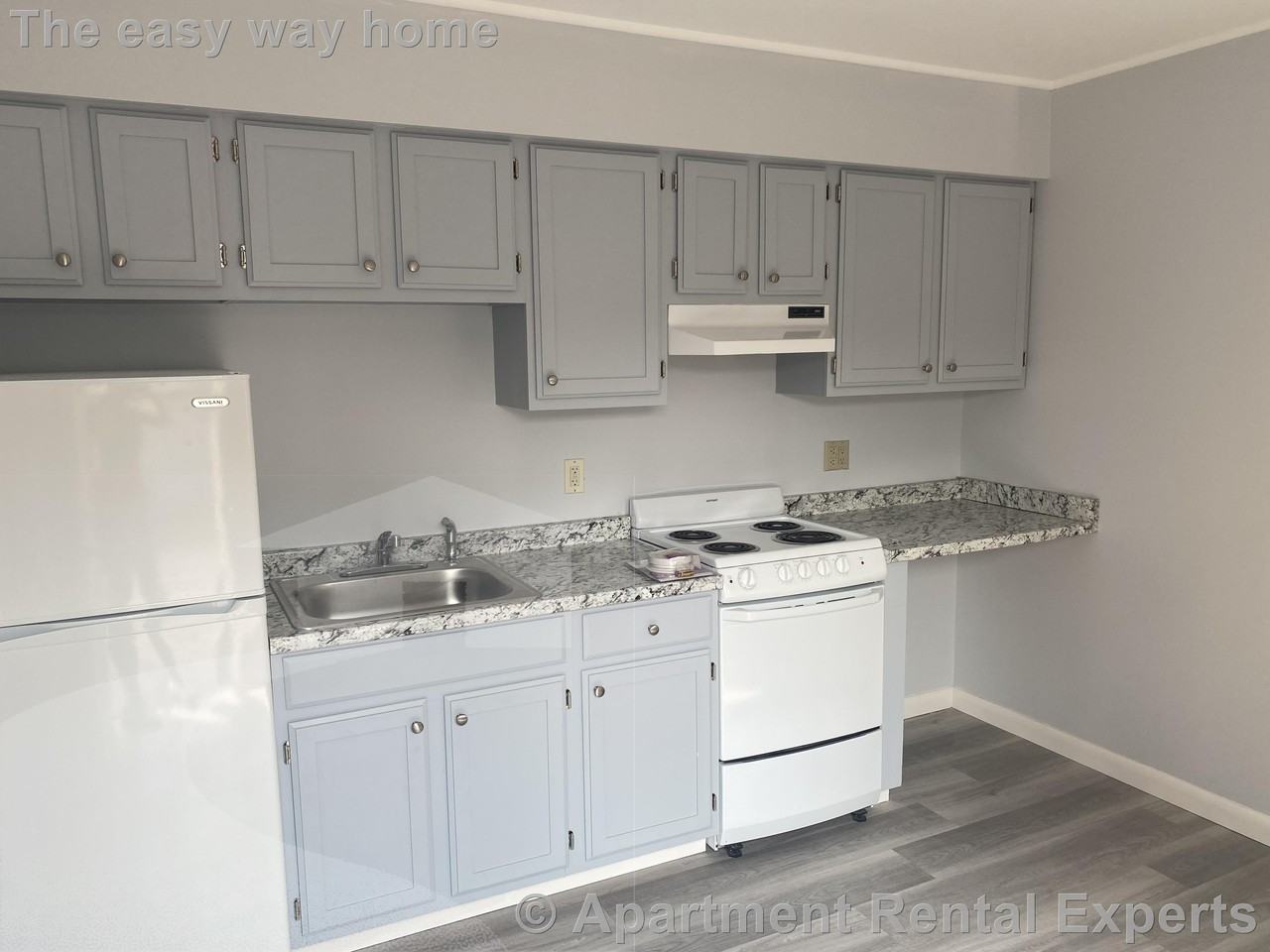 146 Highland Ave #1R