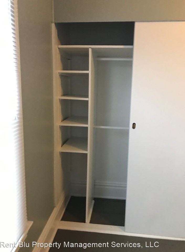 300 Spencer Street NE - Photo 3 of 9