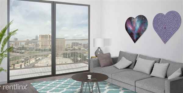 7th St & I 35 - Photo 3 of 6