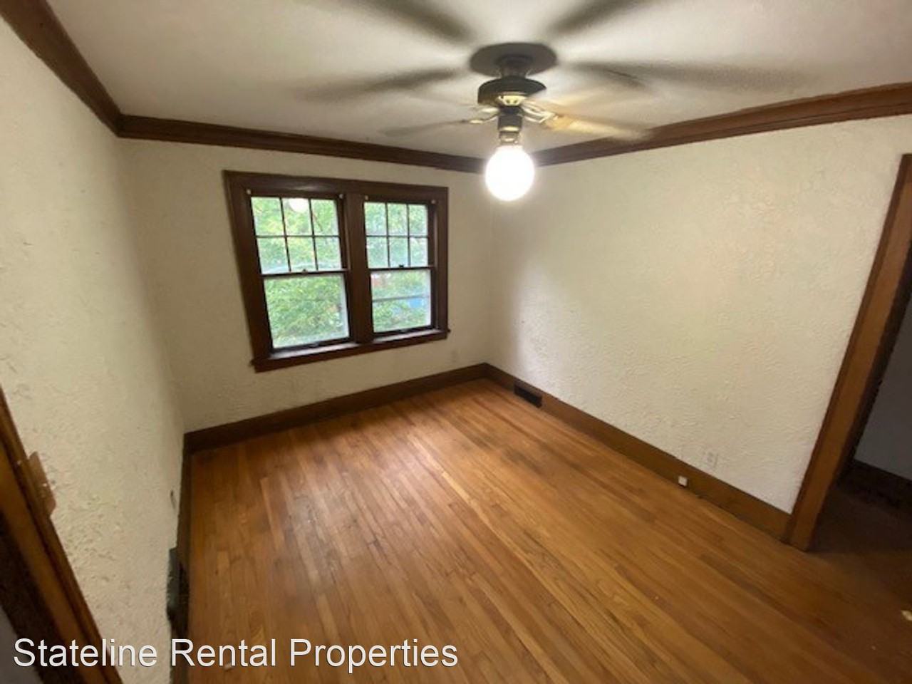 914 18th Ave. - Photo 3 of 8