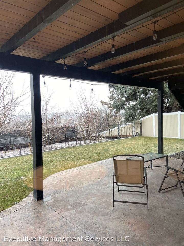 5126 W Bel Air St - Photo 2 of 50