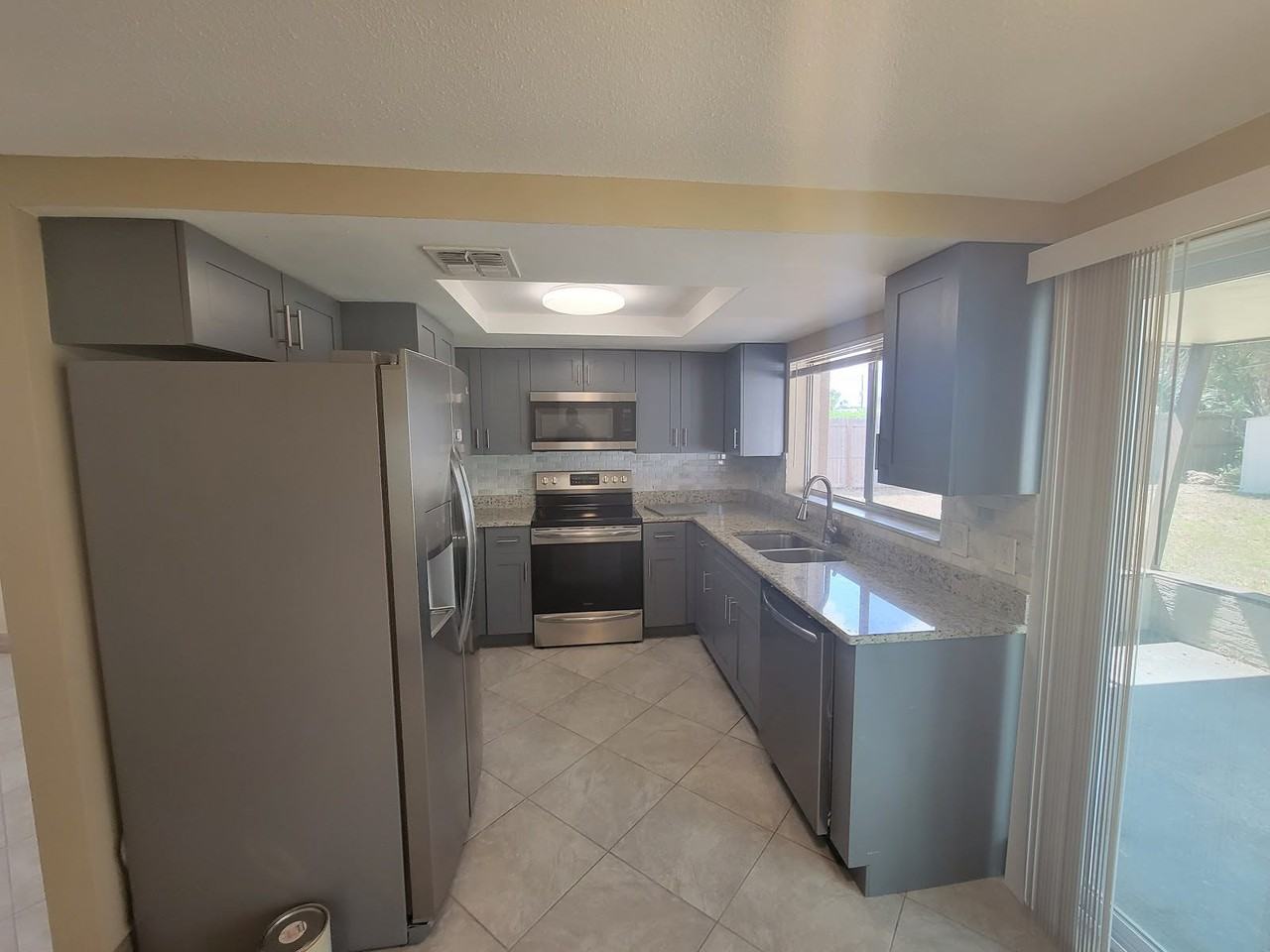 6407 Nashua Dr - Photo 3 of 19