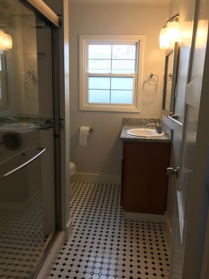 562 Lagomarsino Way - Photo 2 of 6
