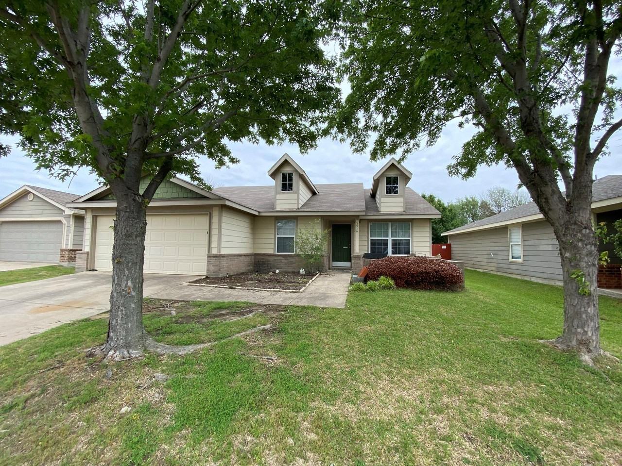 9916 George Bush Dr - Photo 2 of 6