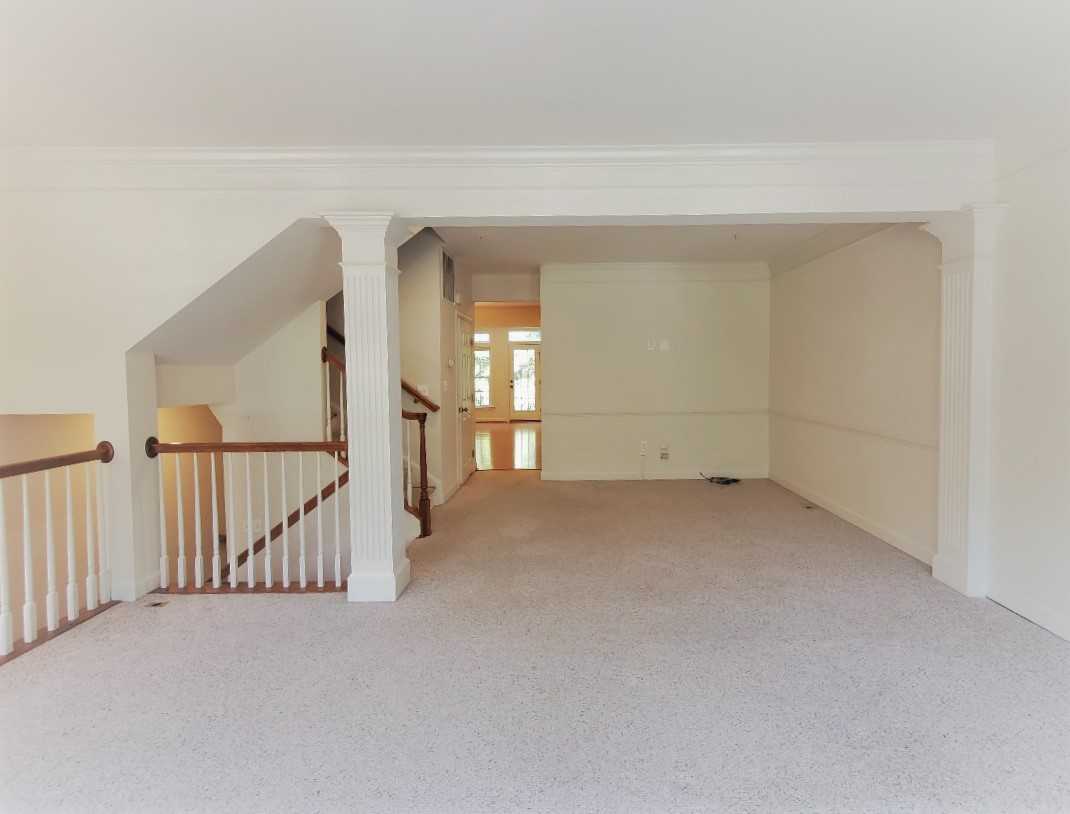 1625 Whitehall Dr - Photo 5 of 23