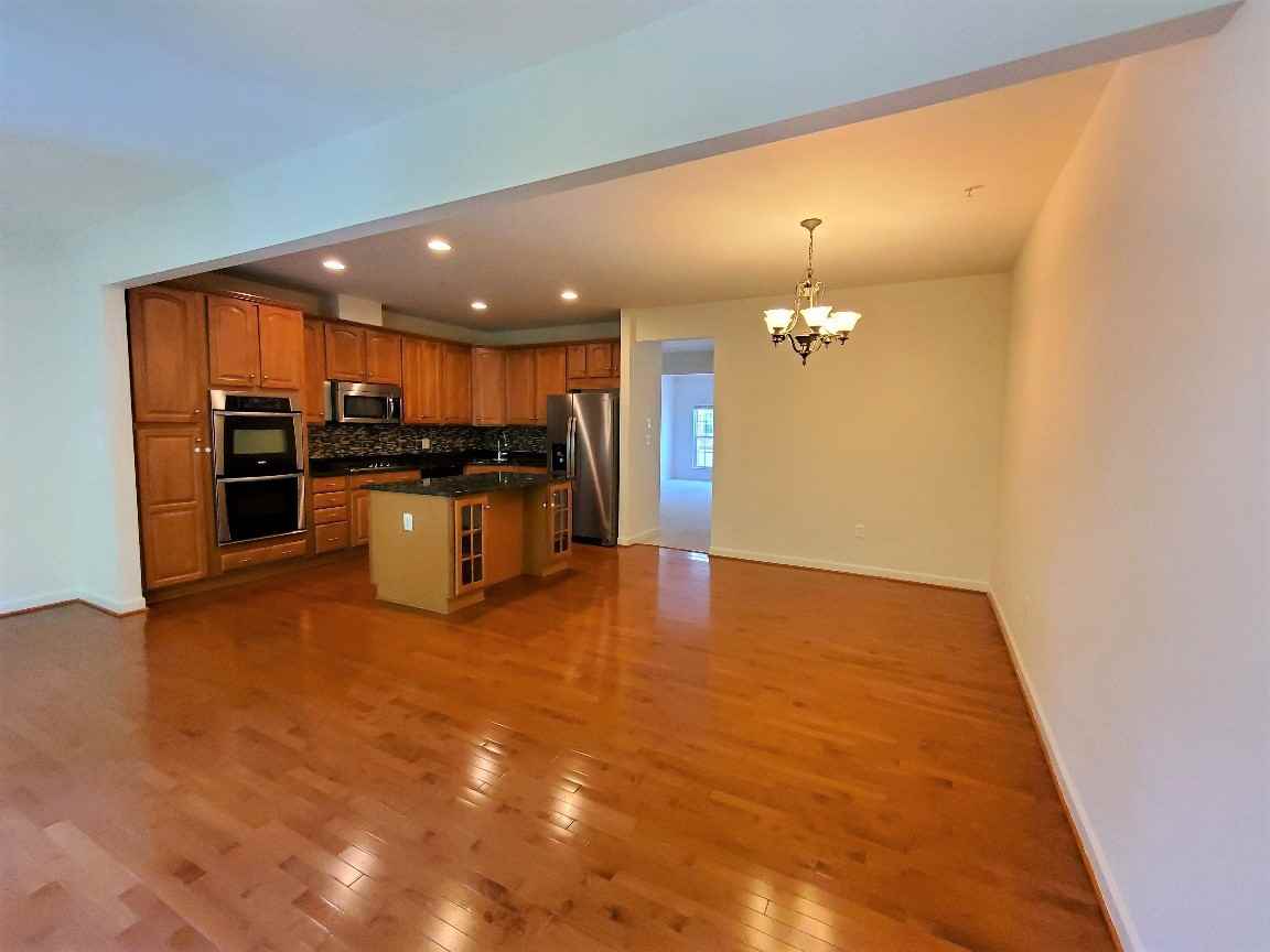 1625 Whitehall Dr - Photo 7 of 23
