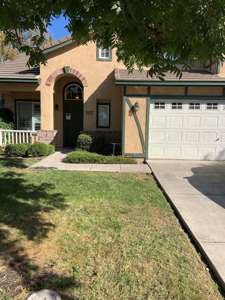 3157 Autumn Chase Cir - Photo 2 of 10