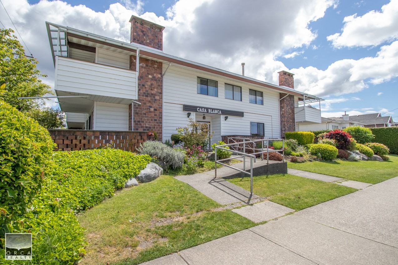 6904 204-6904 Fraser Street - Photo 2 of 22