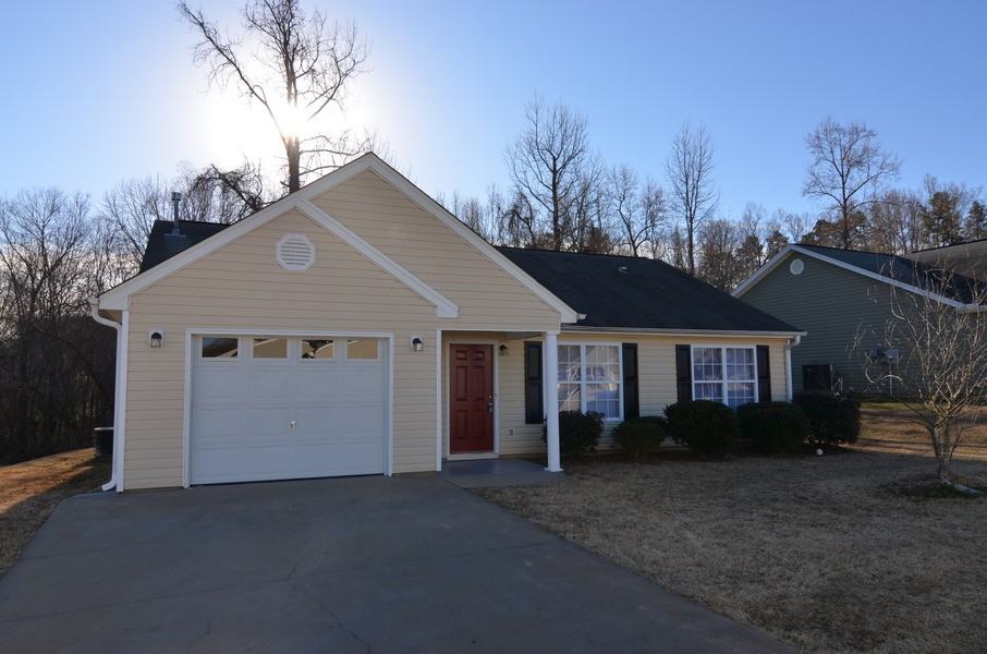 532 Pleasant Green Dr - Photo 2 of 20
