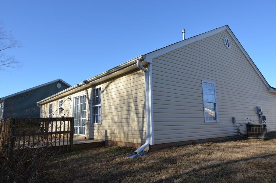 532 Pleasant Green Dr - Photo 3 of 20