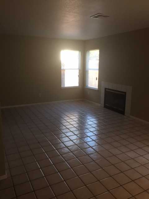 530 Wagtail Dr - Photo 3 of 9