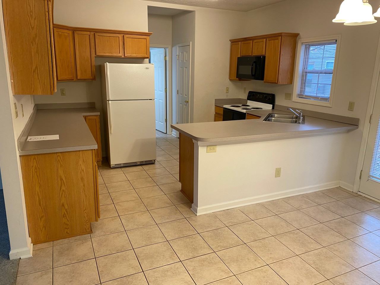 449 Newbury Way - Photo 2 of 16