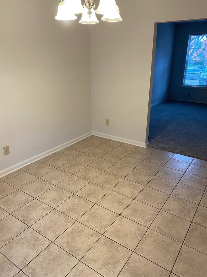 449 Newbury Way - Photo 3 of 16