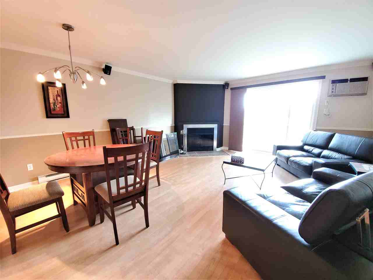 190 Place Brosseau #302 - Photo 2 of 11