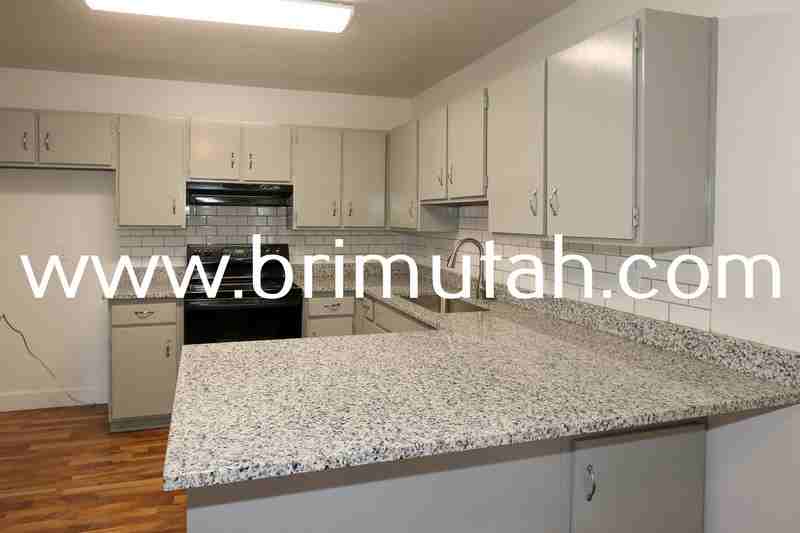 3669 Southeast - Photo 6 of 22