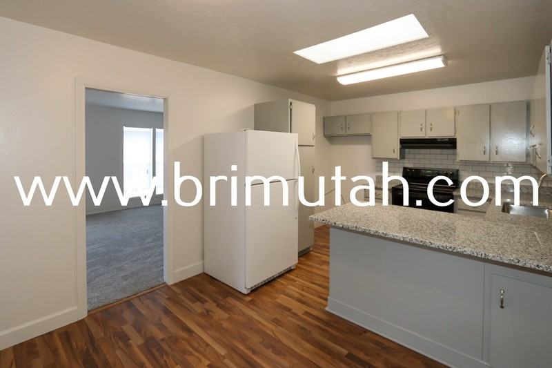 3669 Southeast - Photo 7 of 22