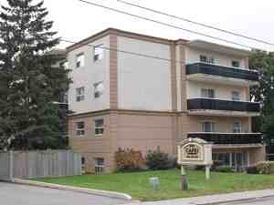 Capri Apartments - Photo 2 of 8