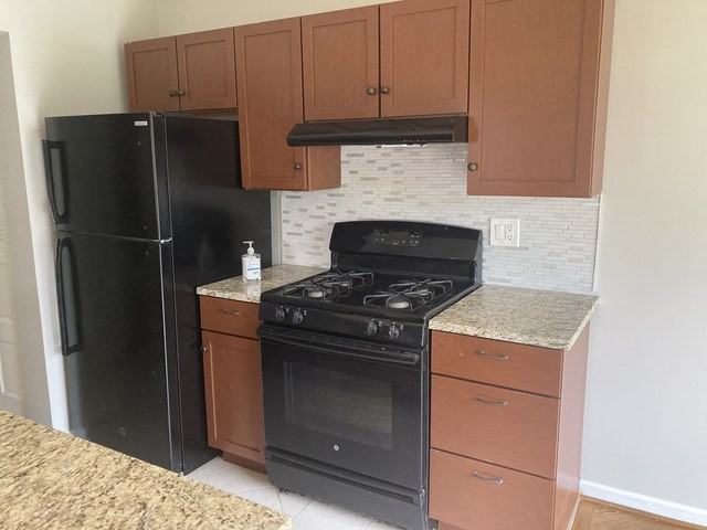 1041 Brunswick Harbor - Photo 3 of 20