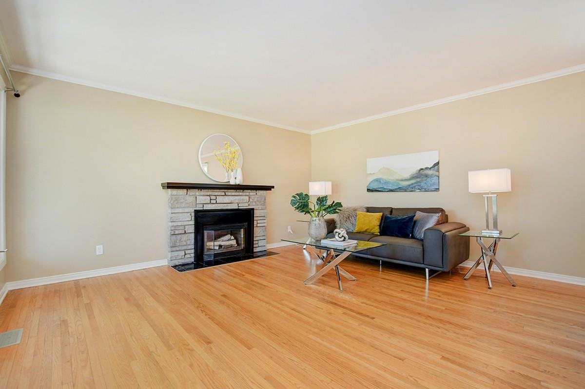47 Sullivan Avenue - Photo 7 of 35