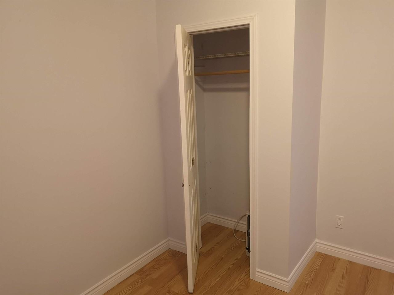 Maryland - 722 - 3 - Photo 2 of 9