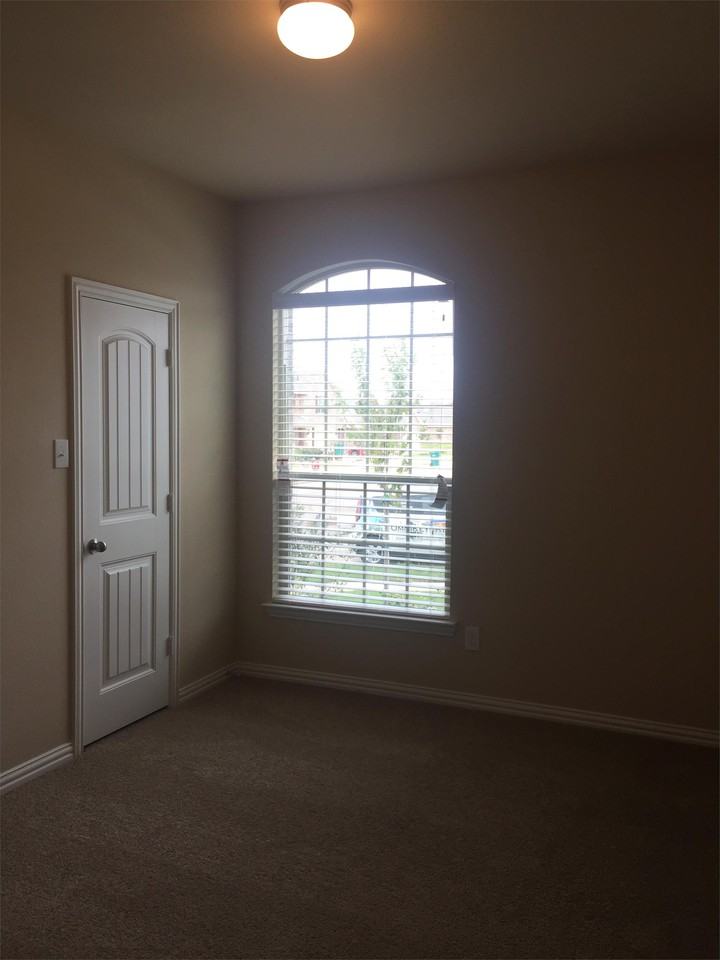 215 Fred Ln #1 - Photo 4 of 16