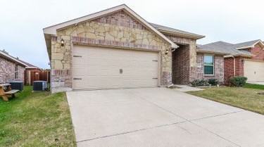 2841 Adams Fall Ln - Photo 2 of 20