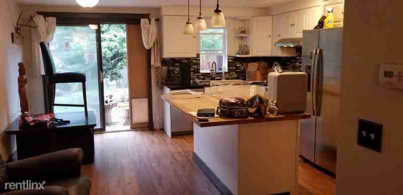 3107 Riverside Dr - Photo 2 of 12