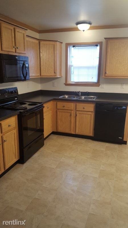 221 221 West Walnut Street 221 - Photo 3 of 15