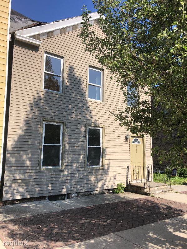 447 3rd St - Photo 3 of 12