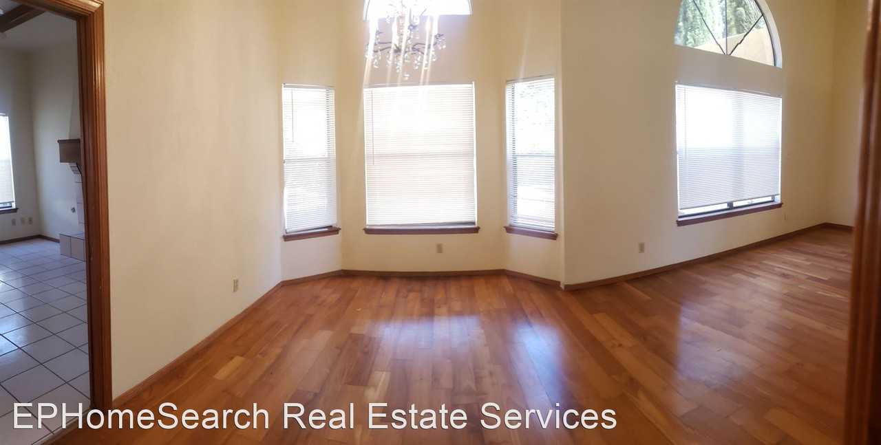 748 Brisa Del Mar Dr - Photo 2 of 32