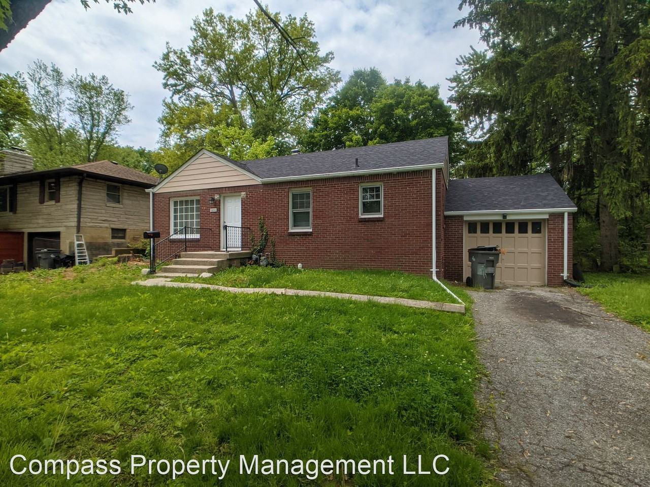 2850 Medford Ave - Photo 2 of 18
