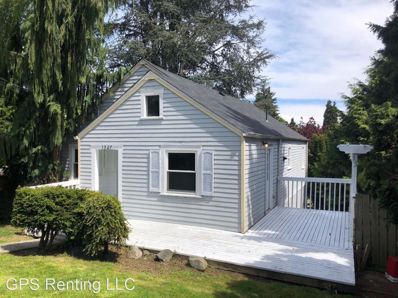 3927 Friday Ave - Photo 2 of 23