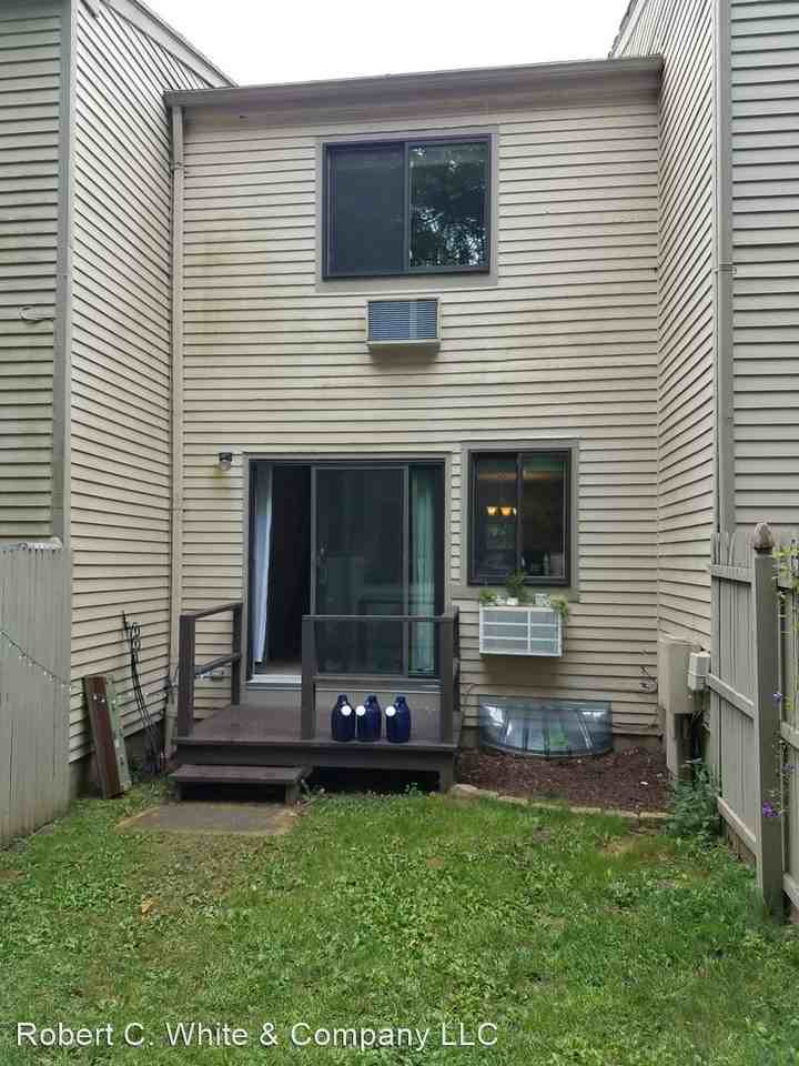 10 Devon Ct - Photo 2 of 16