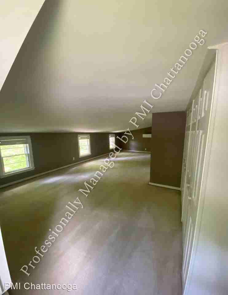 1935 Hixson Pike - Photo 3 of 9