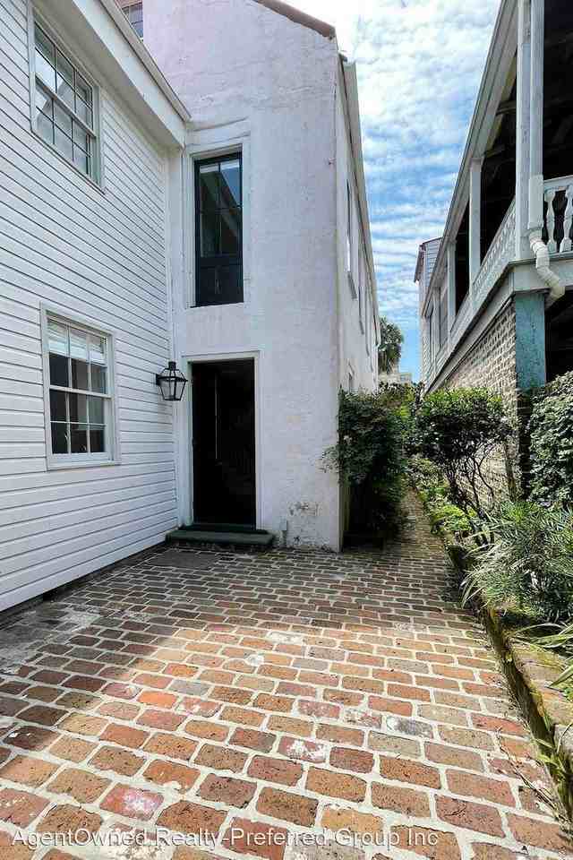 14 Queen St - Photo 3 of 50